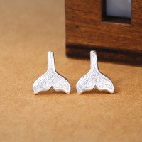 Simple and simple European and American mermaid earrings female Korean version of white silver earrings stall source factory customization