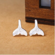 Simple and simple European and American mermaid earrings female Korean version of white silver earrings stall source factory customization
