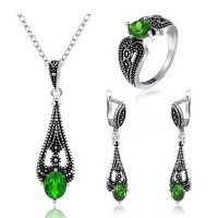 European and American Platinum Jewelry Set Retro Silver Plated Ring Emerald Diamond Earring Set Three-piece Necklace Jewelry